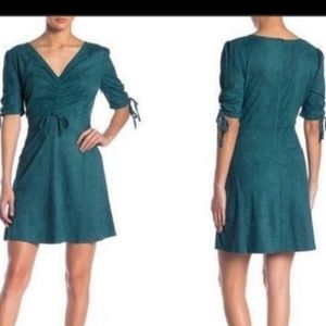 NWT Sugar Lips Size XS EMERALD Green fit and flare‎ Micro suade texture Dress.